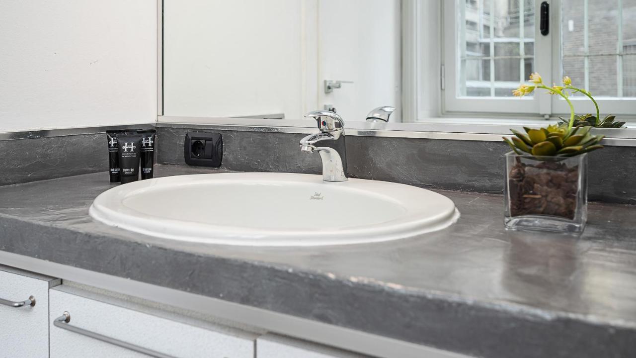 Italianway - Galleria Unione Appartement Milaan Buitenkant foto